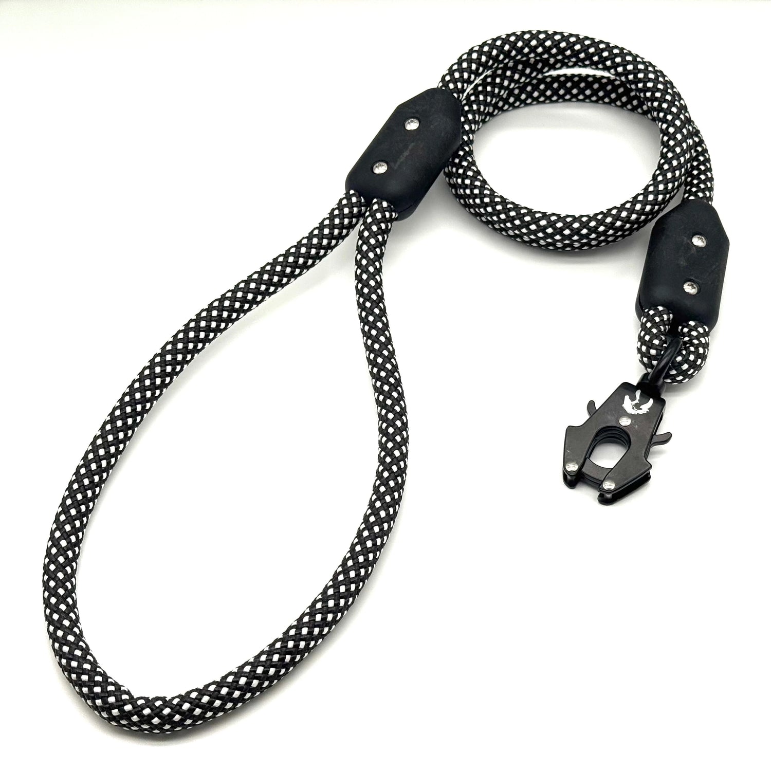 Commander Leashes
